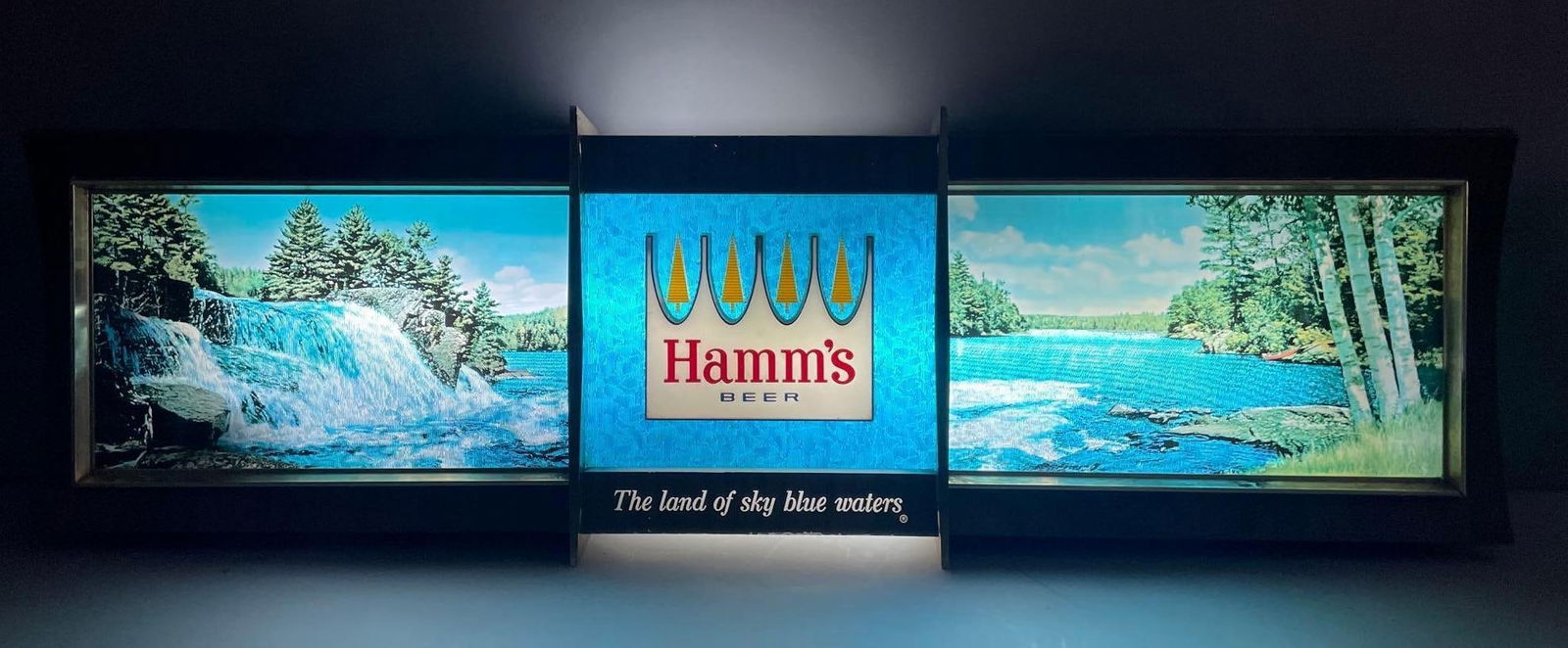 Vintage Hamms Beer Panoramic Rippler Motion Light-Up Advertising Sign (1 of 4)