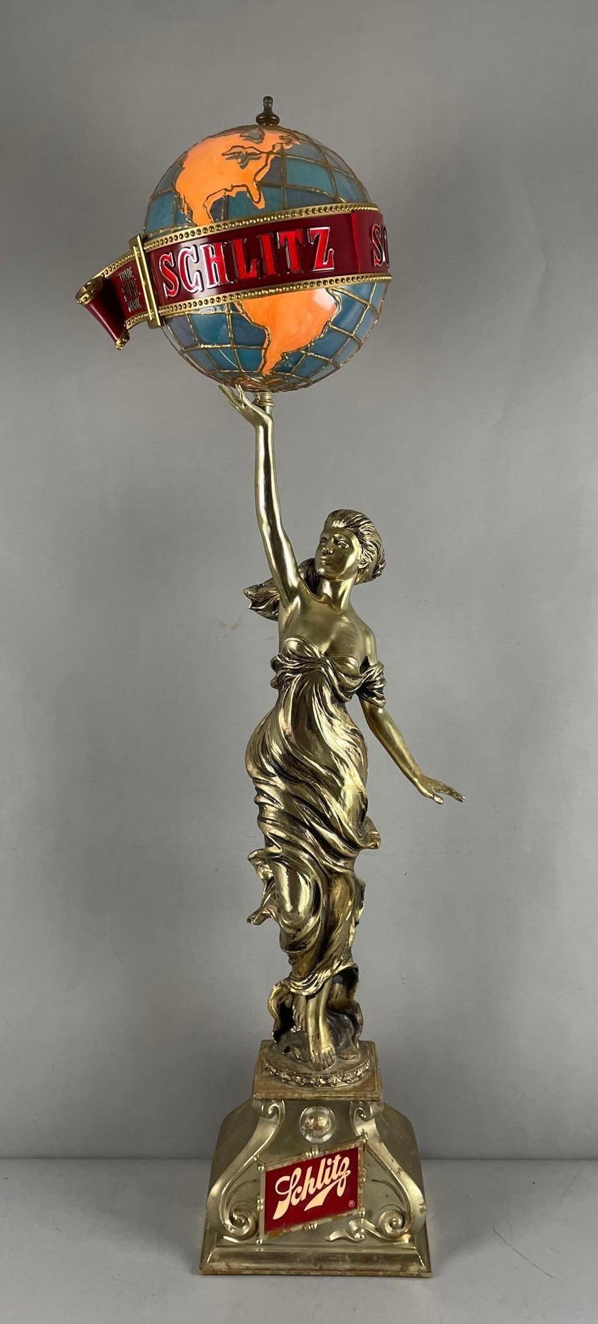 1976 Schlitz Beer Lady with Globe Light-Up Advertising Statue (1 of 6)
