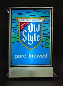 Vintage Old Style Beer Light Up Advertising Sign