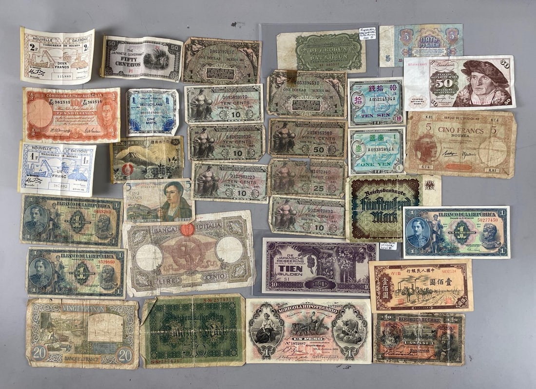 Group of WW2 Era Foreign Currency (1 of 3)