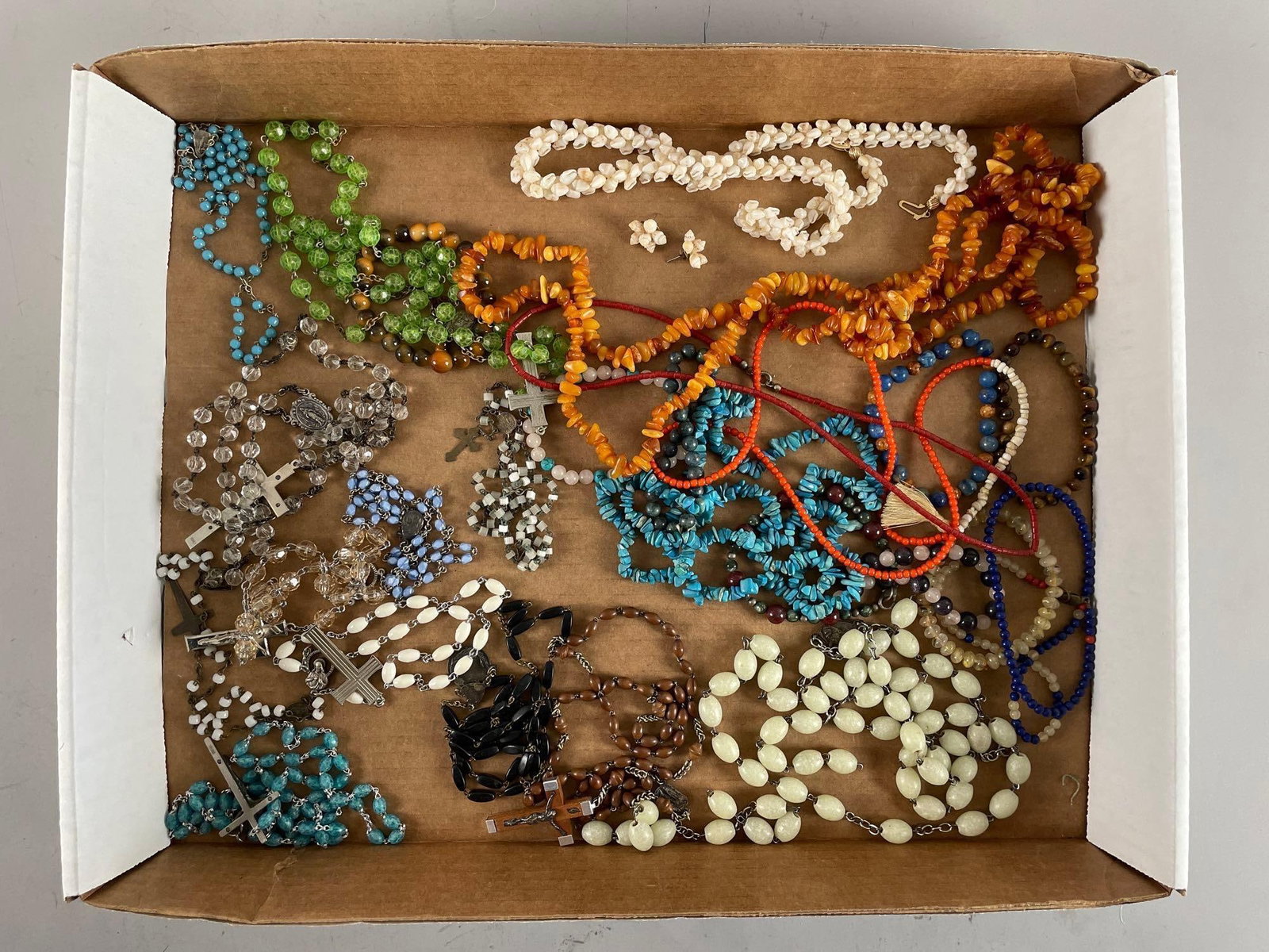 Group of Beaded Necklaces and Rosaries: Longest measures 34"