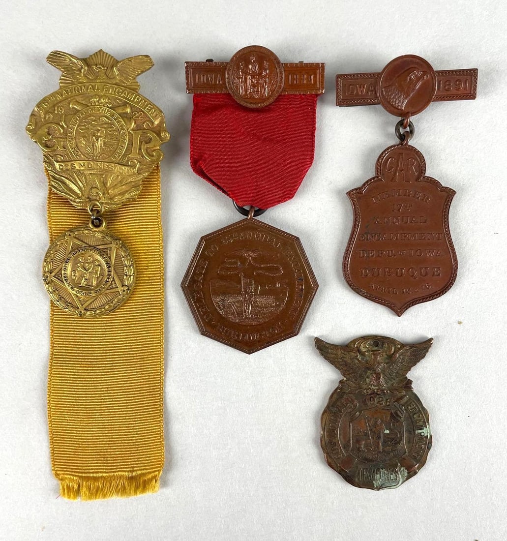 Group of Antique GAR Encampment Iowa Delegate Badges (1 of 2)