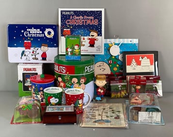 Group of Peanuts Christmas Charlie Brown and Snoopy Items