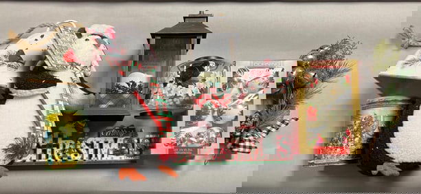 Group of Assorted Christmas Items