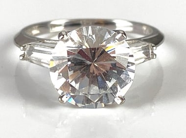 14K White Gold Masterpiece Clear Spinel Ring