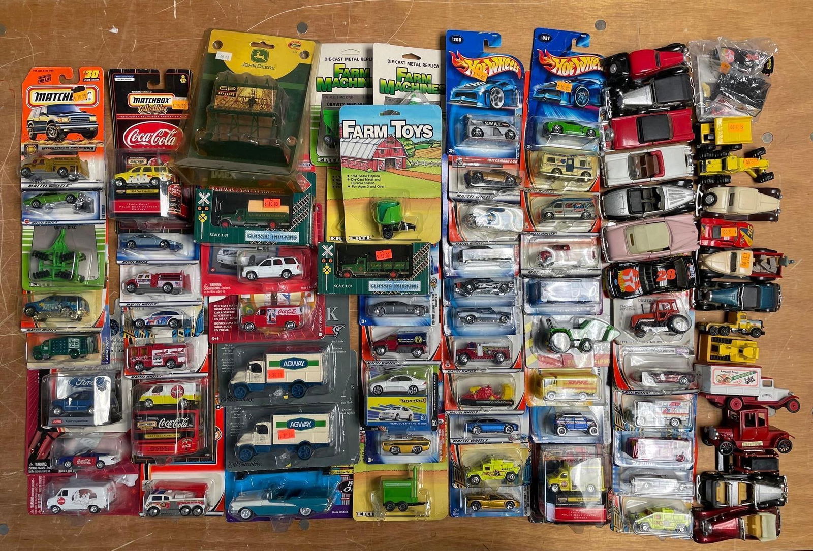 Group of Assorted Die-Cast Vehicles: Includes hot wheels, matchbox, Ertl