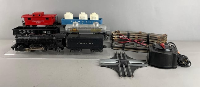 Group of Vintage Lionel O Scale Train Cars and More