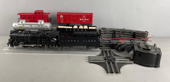 Group of Vintage Lionel O Scale Train Cars and More