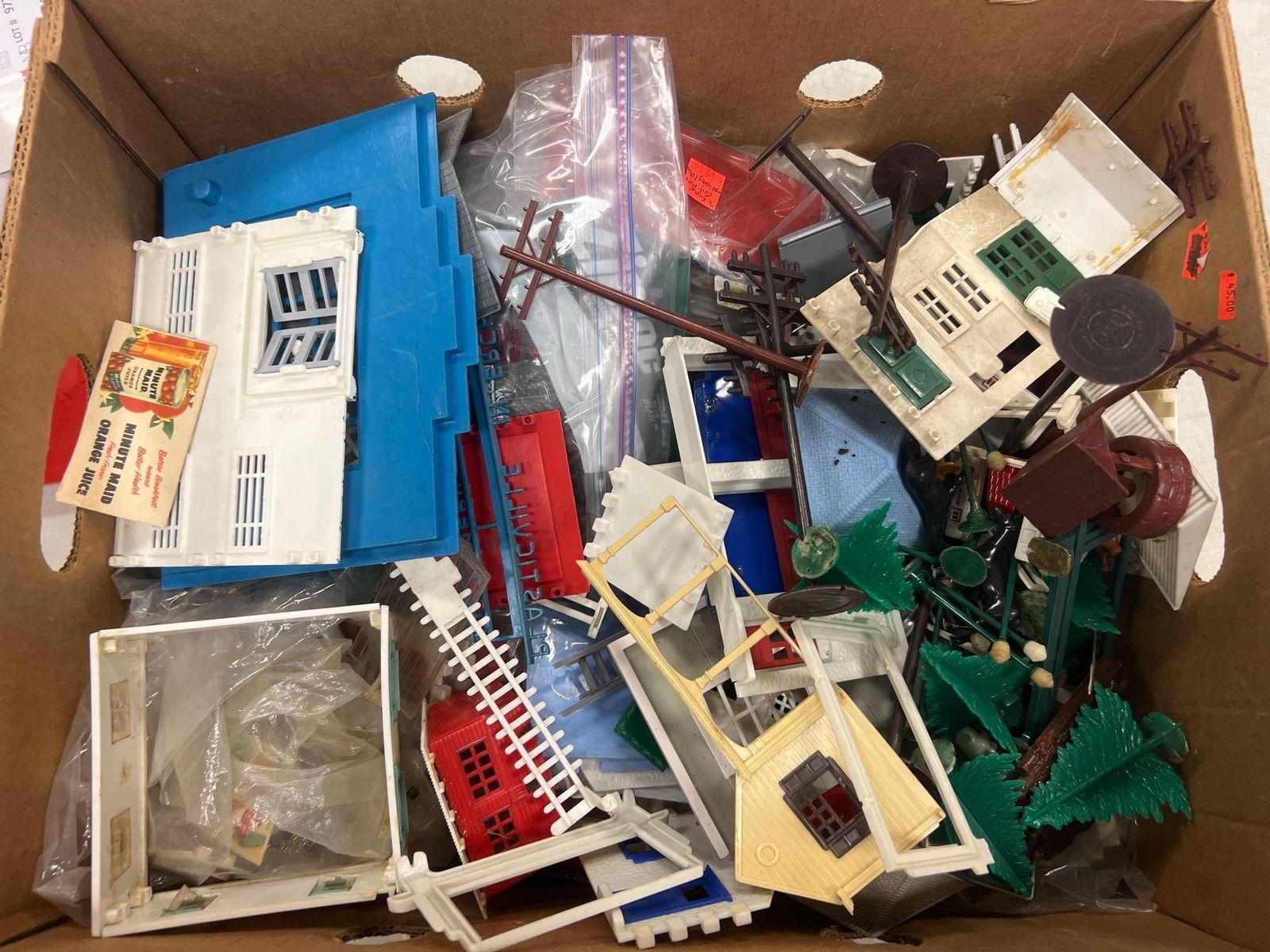 Large Group of Plasticville Model Building Parts: Unknown