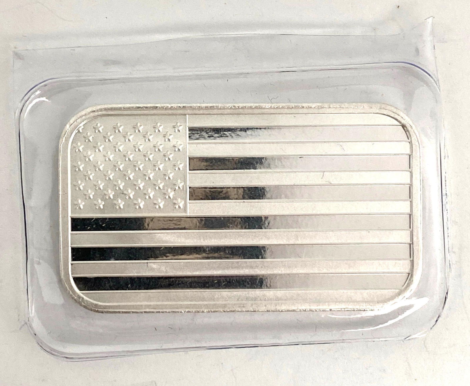 Silvertowne American Flag 1 oz .999 Fine Silver Ingot/ Bar (1 of 2)