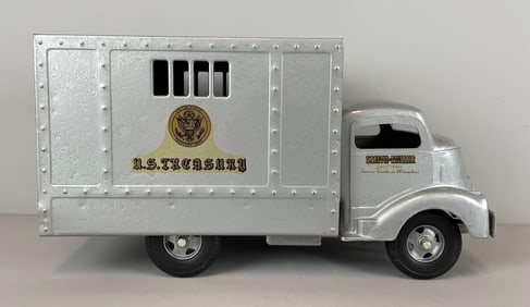 Vintage Smith - Miller U.S. Treasury Pressed Steel Armored Truck
