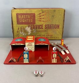 Vintage Marx Electric Lighted Tin-Litho Service Station