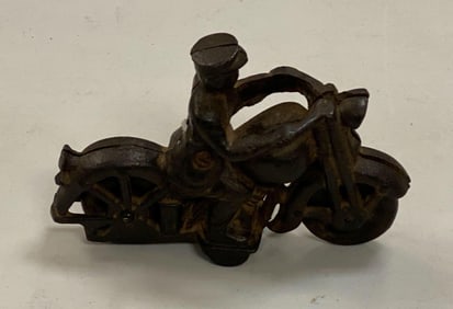 Vintafe Cast Iron Motorcycle Policemen Toy