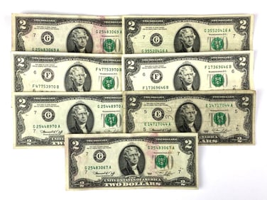 Group of 7 US $2 Green Seal Federal Reserve Notes
