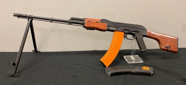 Echo 1 Red Star Airsoft Light Machine Gun