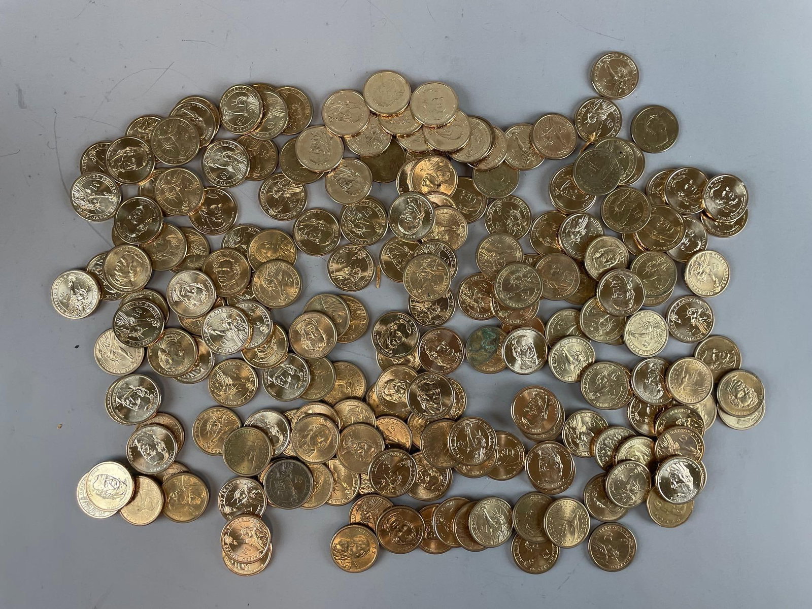 Group of 195 U.S. 1 Dollar Presidential Coins: Group of U.S. 1 Dollar Presidential Coins