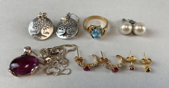 Group of Sterling Silver Jewelry