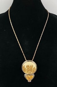 Signed Elligators .925 Sterling Silver amd Natural Stone Pendant on an Italy .925 Sterling Silver