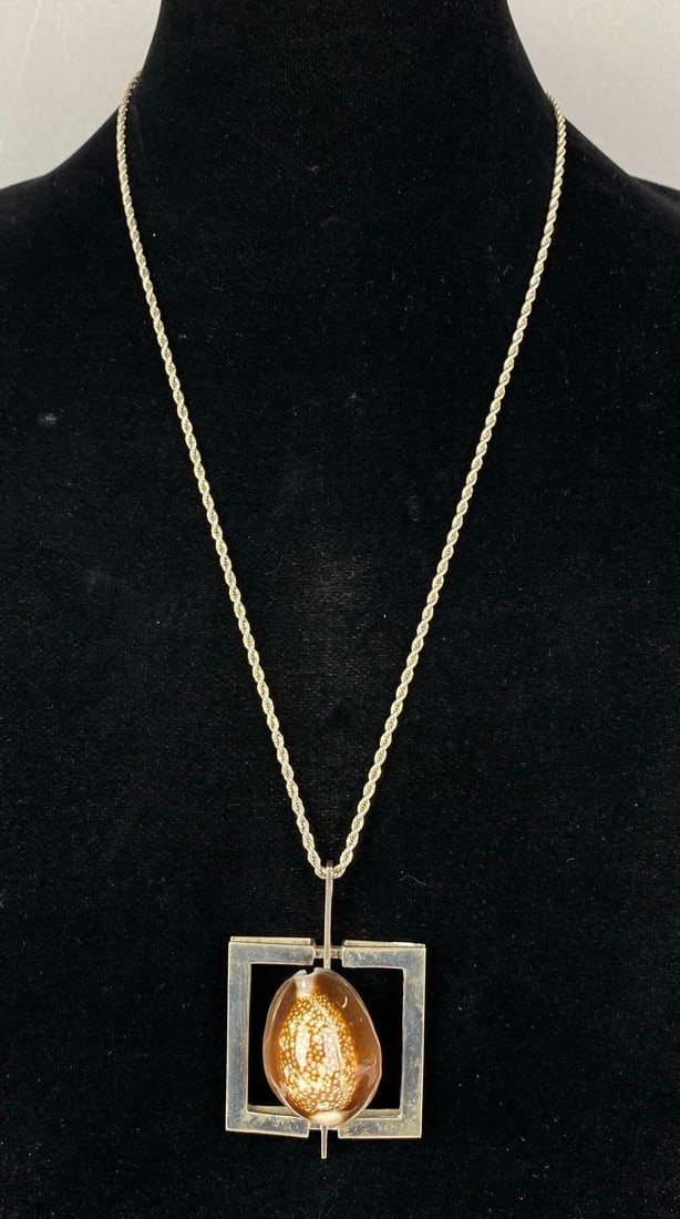 .925 Sterling Silver and Cowrie Shell Pendant on IBB .925 Sterling Chain Rope Necklace (1 of 3)