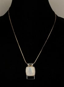 Thailand .925 Sterling Silver Mother of Pearl and Onyx Pendant on an Italy .925 Sterling Silver
