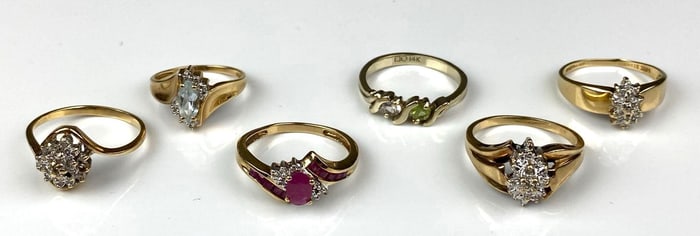 Group of 6 Assorted Gold Rings