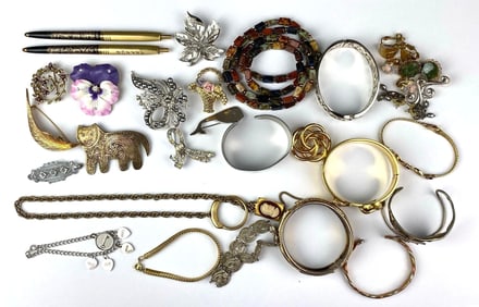 Group of Assorted Jewelry