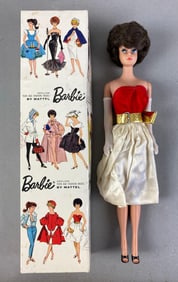 Vintage Mattel Barbie Bruenette Bubble Cut Fashion Doll