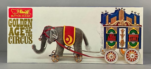 Steiff Wild Animals Elephant Leader Wagon