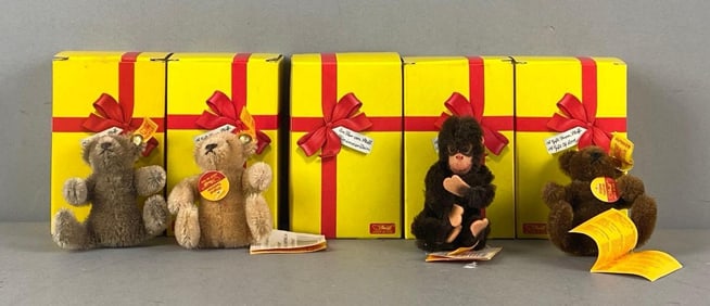 Group of Steiff Holiday Plush Toys
