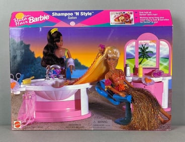 1996 Mattel Barbie Shampoo n Style Salon