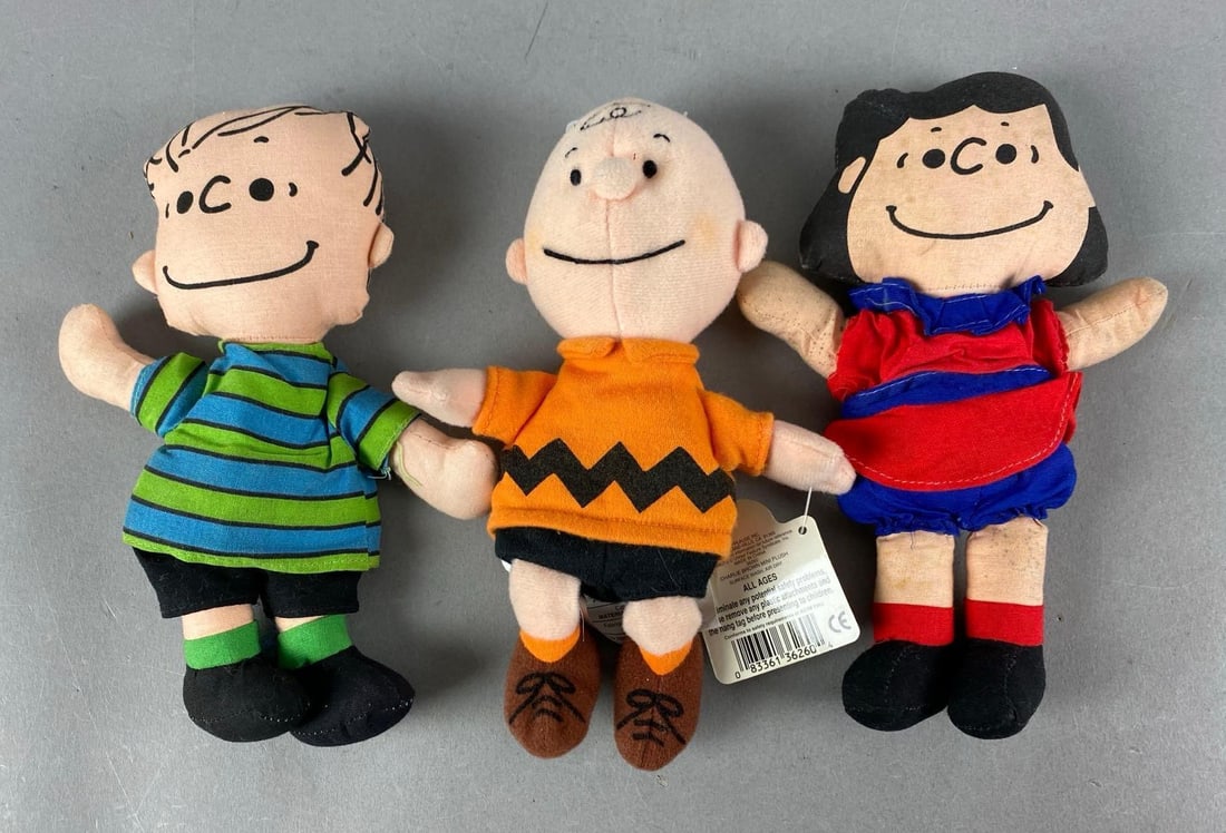 Group of 3 Peanuts Plush Toys (1 of 3)