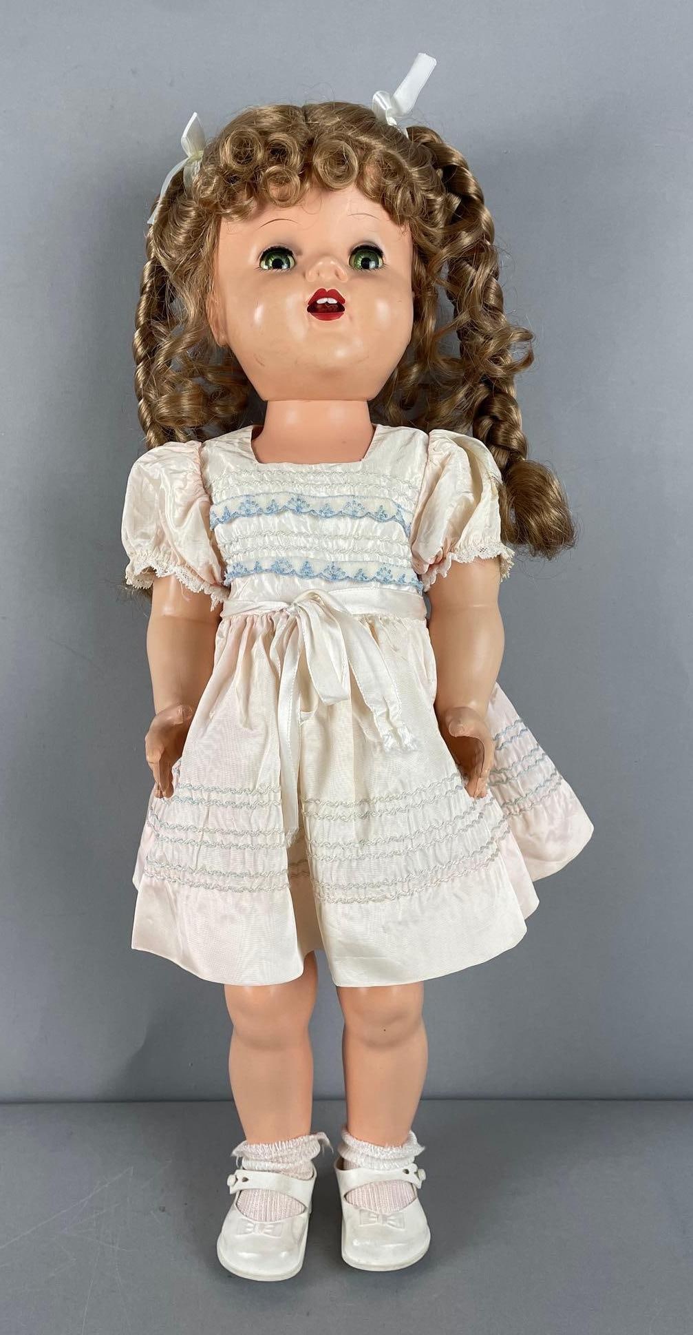 1950s Saucy Walker Doll (1 of 3)