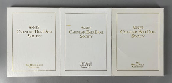 Group of Annie's Calendar abed Doll Society Crochet Patterns