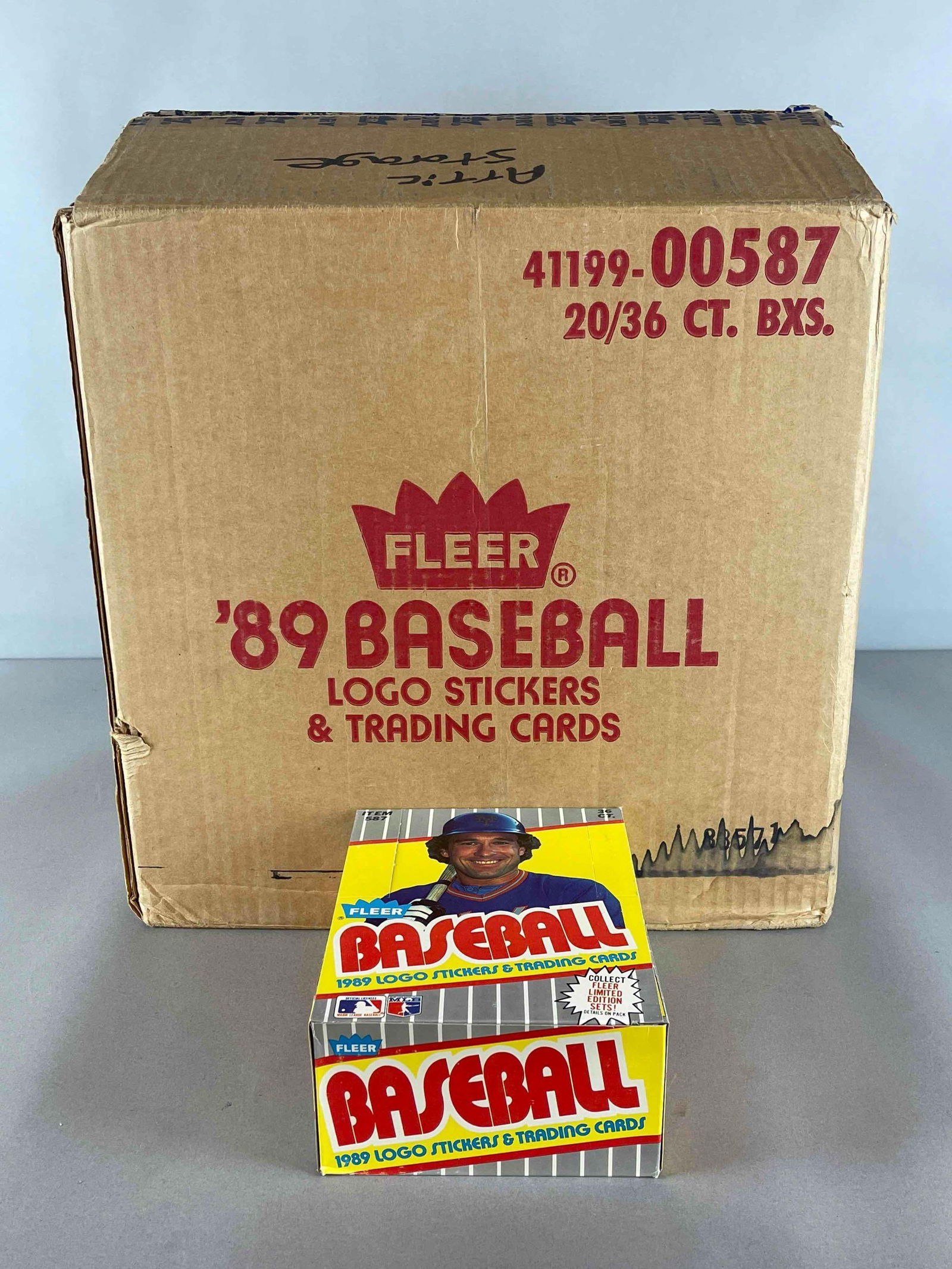 1989 Fleer Baseball Wax Box from Original F-Face Error Case (1 of 10)
