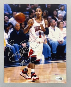 Derrick Rose Signed 8 x 10 Photo with JSA COA