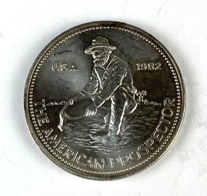 1982 Engelhard The American Prospector 1 oz .999 Fine Silver Round