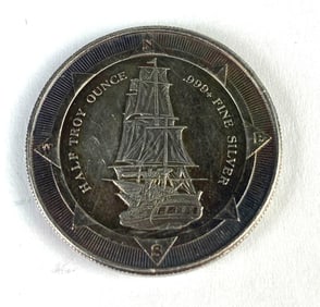 2017 Elizabeth II Niue 0.5 oz .999 Silver Round