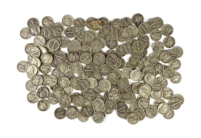 Group of 200 US Mercury Silver Dimes