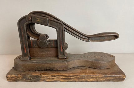 Antique Standard Cast Iron Tobacco Cutter