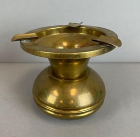 Vintage Brass Spittoon / Ash Tray