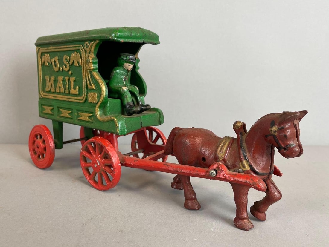 Antique Cast Iron U.S. Mail Horse Drawn Carriage (1 of 3)