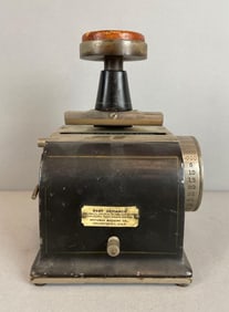 Antique Baby Defiance Check Protector Machine