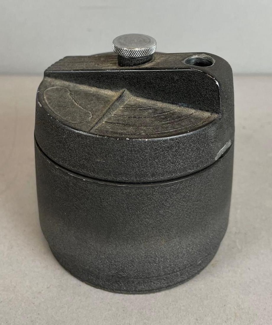 Vintage Pencil Sharpener (1 of 2)