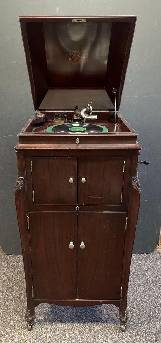 Antique Victor Victrola XX-XIV Phonograph (1 of 7)