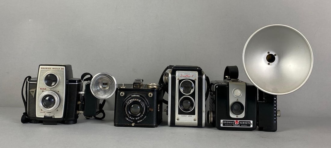 Group of 4 Vintage Kodak Film Cameras (1 of 3)