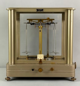 Vintage Seederer-Kohlbusch Analytical Balance Scale