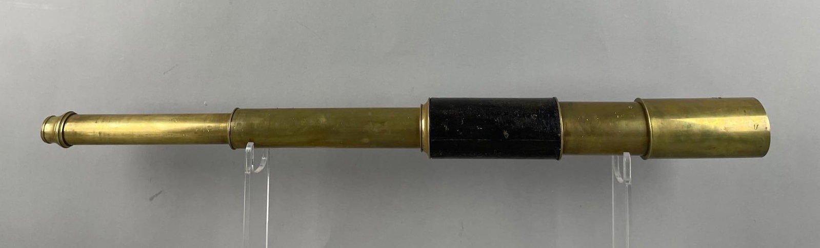 Victorian Brass Day and Night Telescope: Leather wrapped, measures 11 3/4" x 2 1/2", extends to 37"