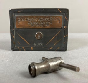 Antique Stix Baer & Fuller D.G. Co. Grand Leader St. Louis. Mo. Bank