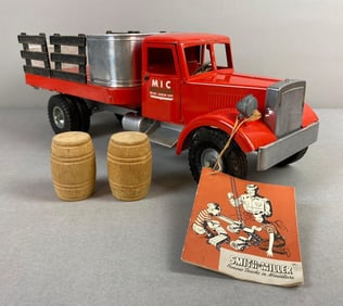 Vintage Red M.I.C Smith Miller Pressed Steel Delivery Truck with accessories