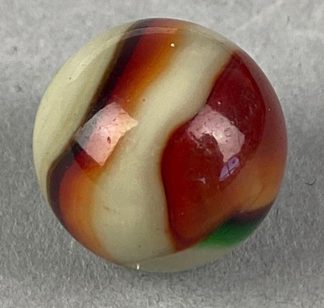 Peltier Glass Co. Christmas Tree Glass Marble: Ottawa Illinois, Measures .63”